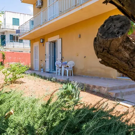 Casa Ale Tra Mare E Montagna *